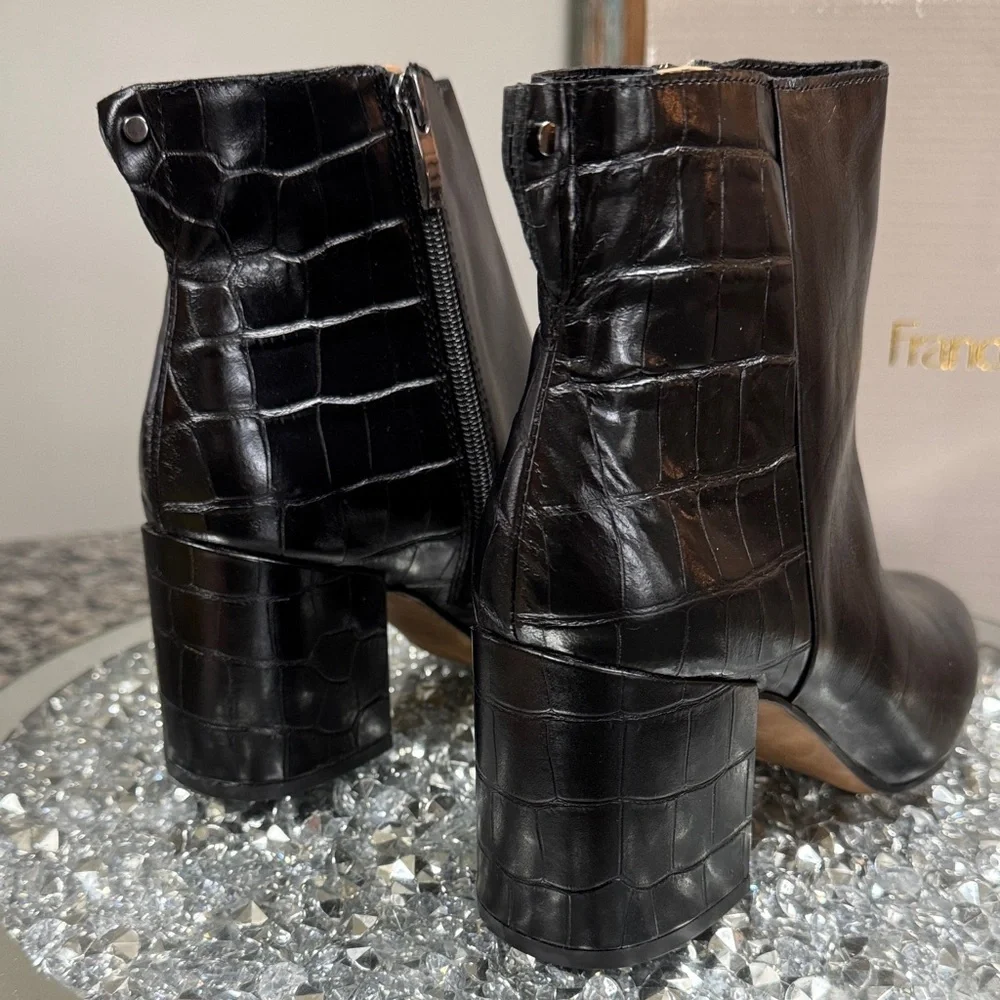 Franco Sarto Black Croc-Textured Leather Block Heel Ankle Boots NEW 8